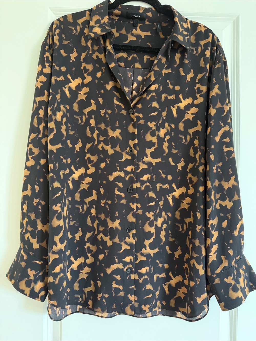 Theory Black and Camel Abstract Print Button-Down Blouse